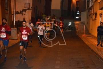 Telde se engancha al amor con su carrera nocturna (Foto TA)